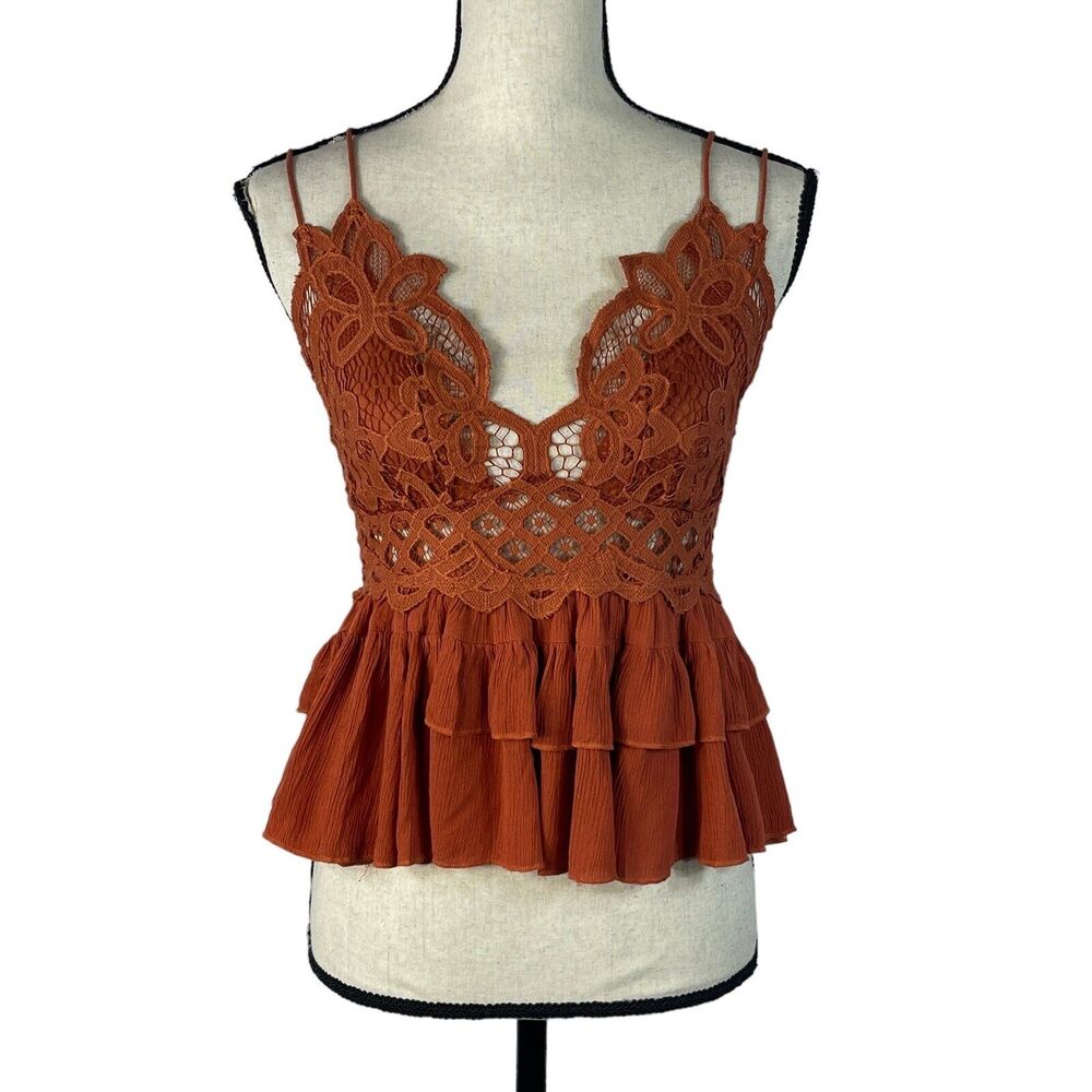 Free People Intimately Medium Adella Cami Top Winding Roads Ruffled Crochet Lace